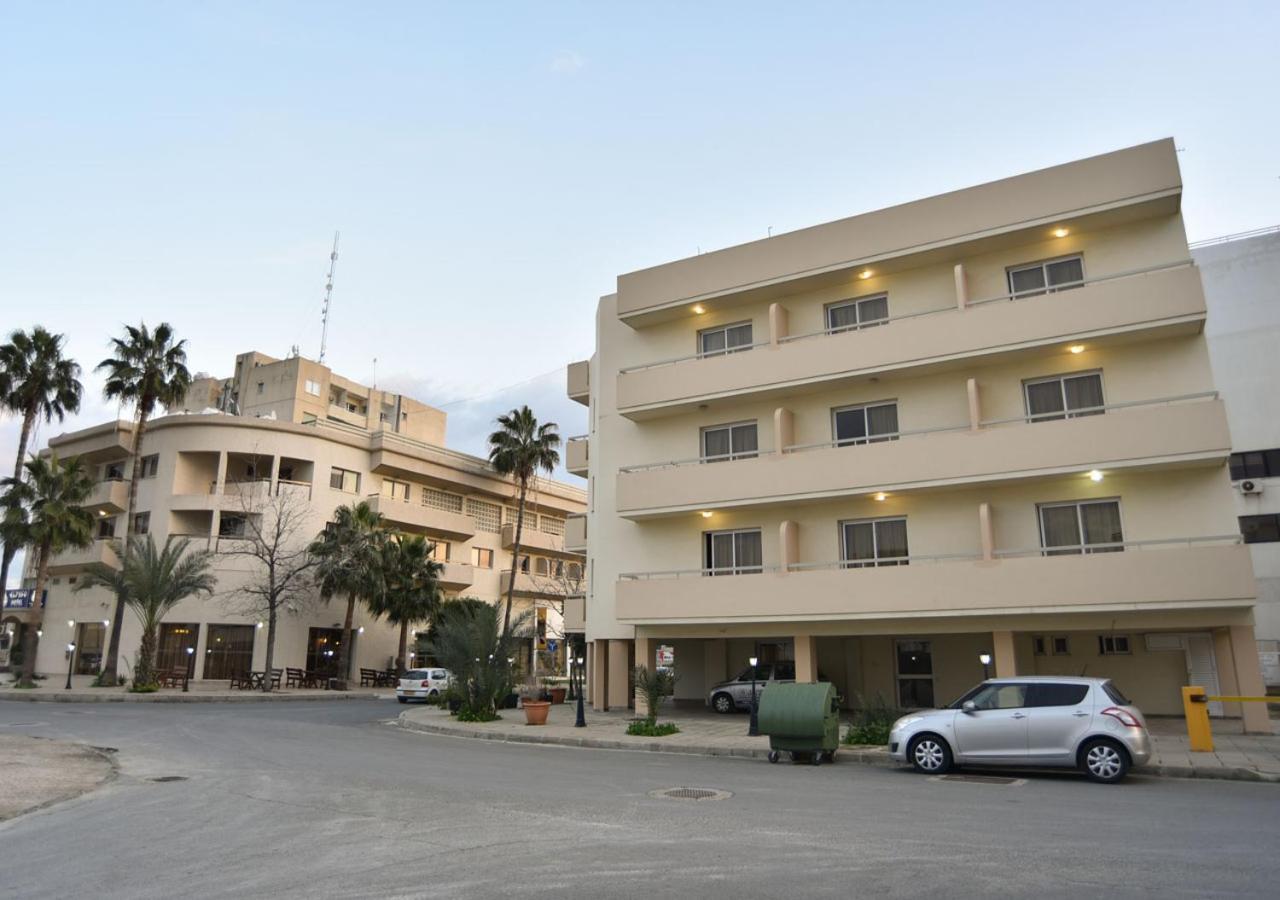 Elysso Apartments Lárnaka Kültér fotó