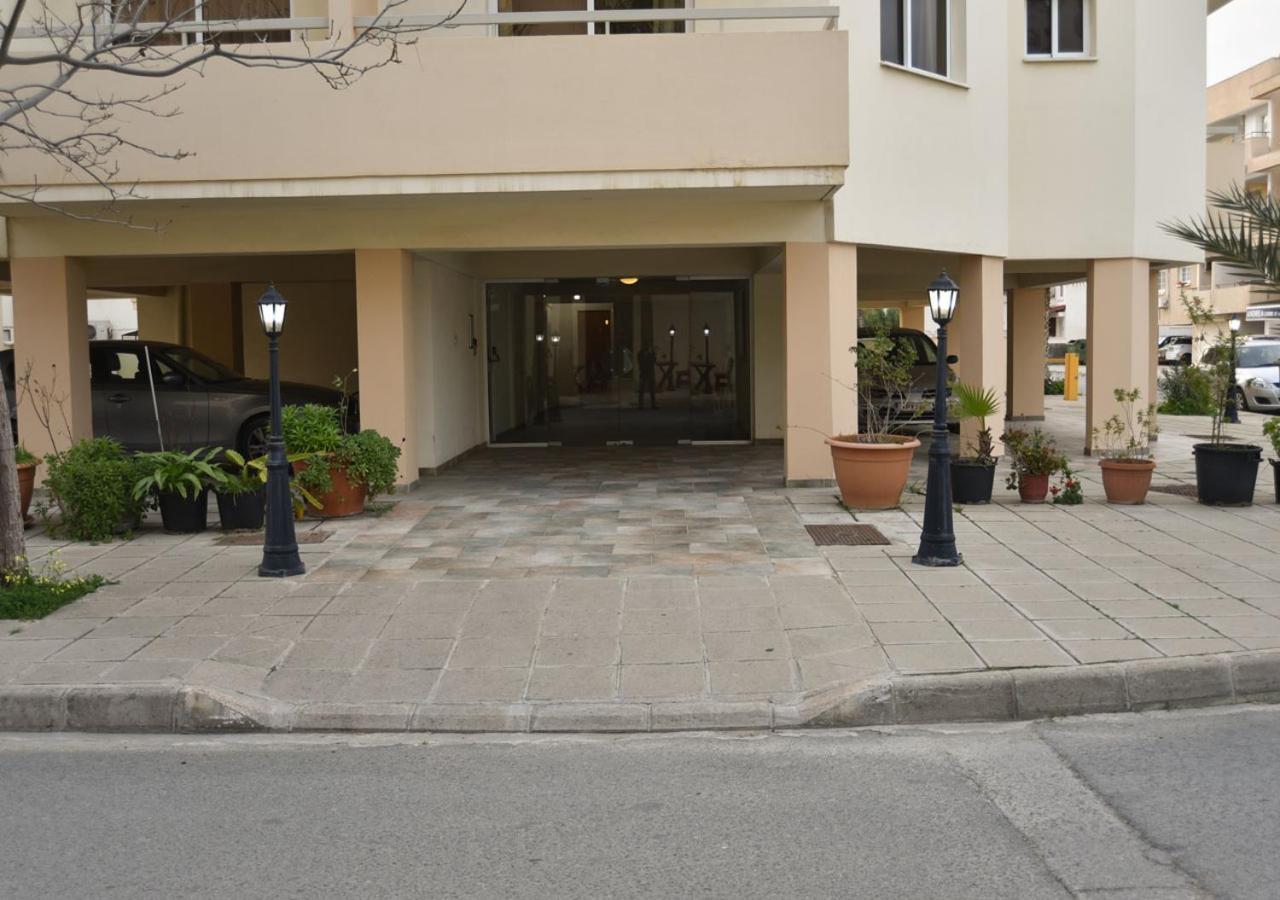 Elysso Apartments Lárnaka Kültér fotó