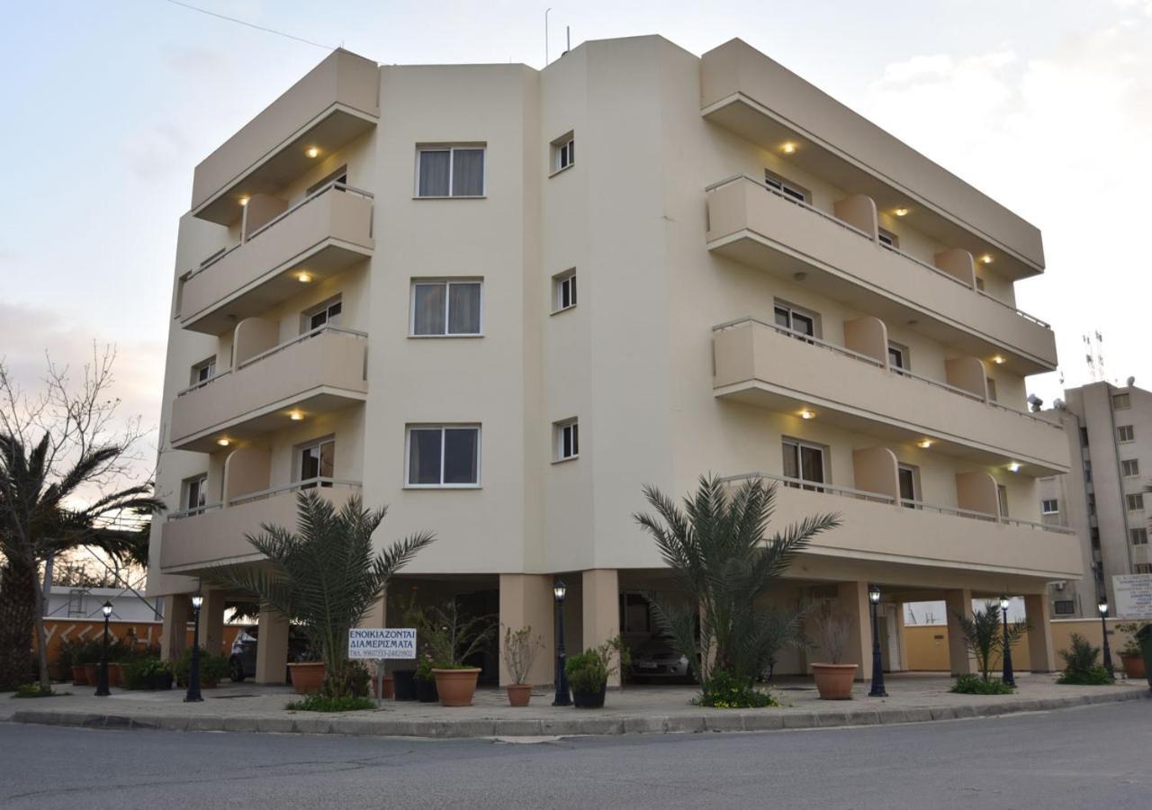 Elysso Apartments Lárnaka Kültér fotó